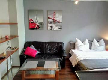 Фото номера Апартаменты-студио (для 2 взрослых) Апартаменты Apartamenty Krzywe Okna г. Зелёна-Гура 9