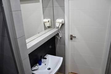 Фото номера Апартаменты с 1 спальней - 9 Апартаменты Apartamenty Krawiecka г. Зелёна-Гура 16